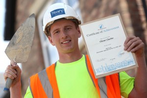 Apprentice-at-The-Woodlands-with-cert