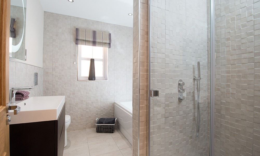 PaddocksView Taunton Bathroom 2