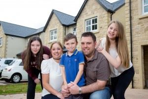 the-smith-family-at-high-wood-in-their-garden-l-r-annie-kelly-joseph-joe-eve