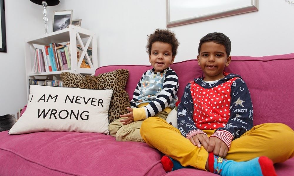 Carr Bell Boys On Sofa 1 X1000