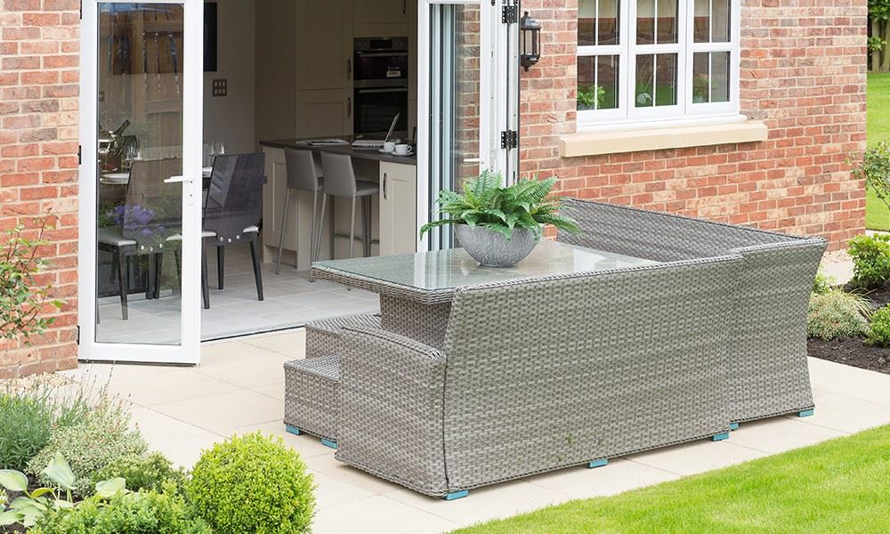 Chancel Place Taunton Bifolds 1000x750