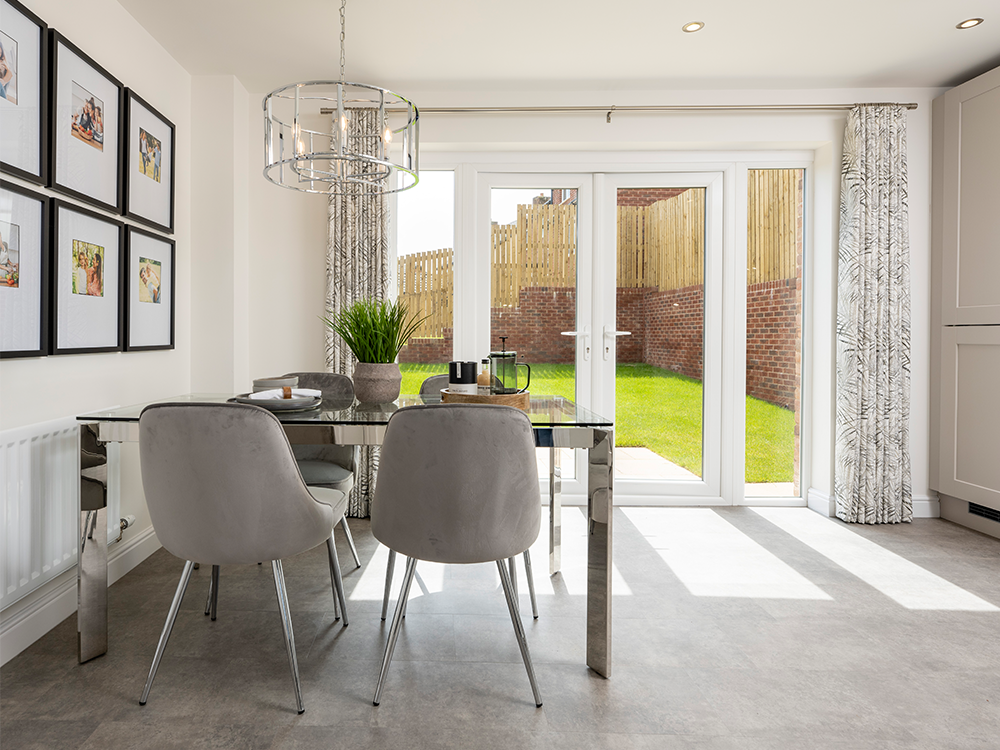 Harper Dining And Bi Folds