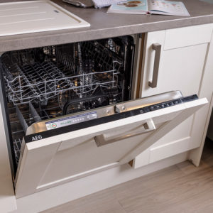 AEG Integrated Dishwasher 1 1 1