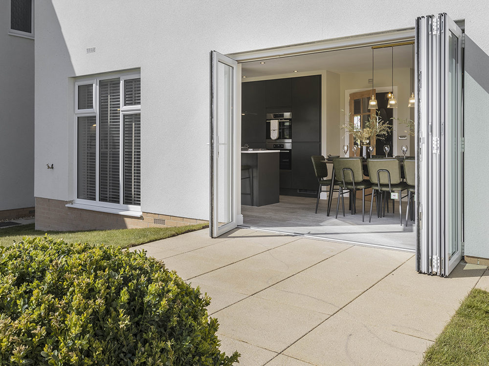 Fellside Manor Lawson Bi Folds