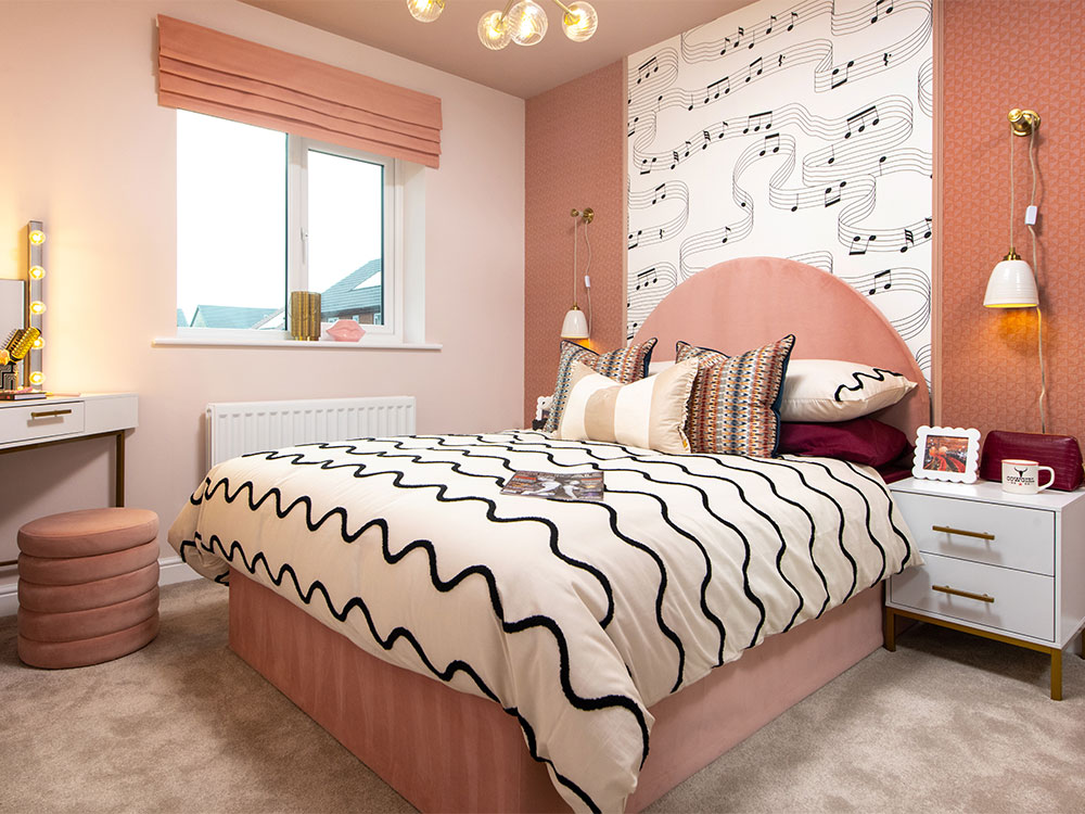 Robinson-fourth-bedroom-pink-bedroom