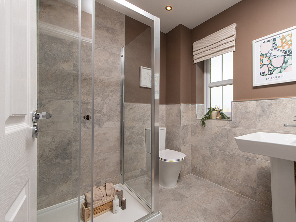 012 StoryNE RiverbrookGardens Lawson Main En Suite