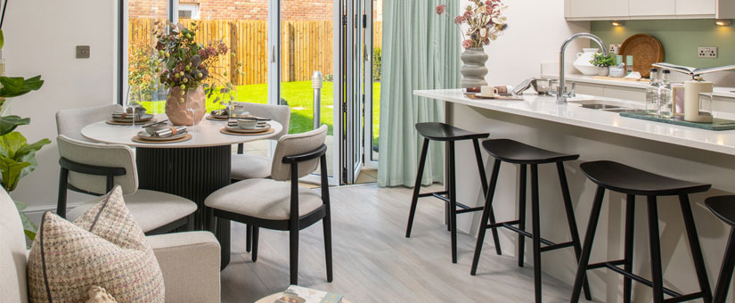 Effortless summer living: Interior tips for a light & breezy home