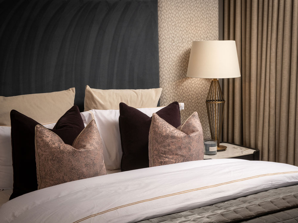 Heritage Fields The Charlton Lamp