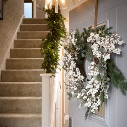 Christmas wreath and staircase at Oakleigh Fields