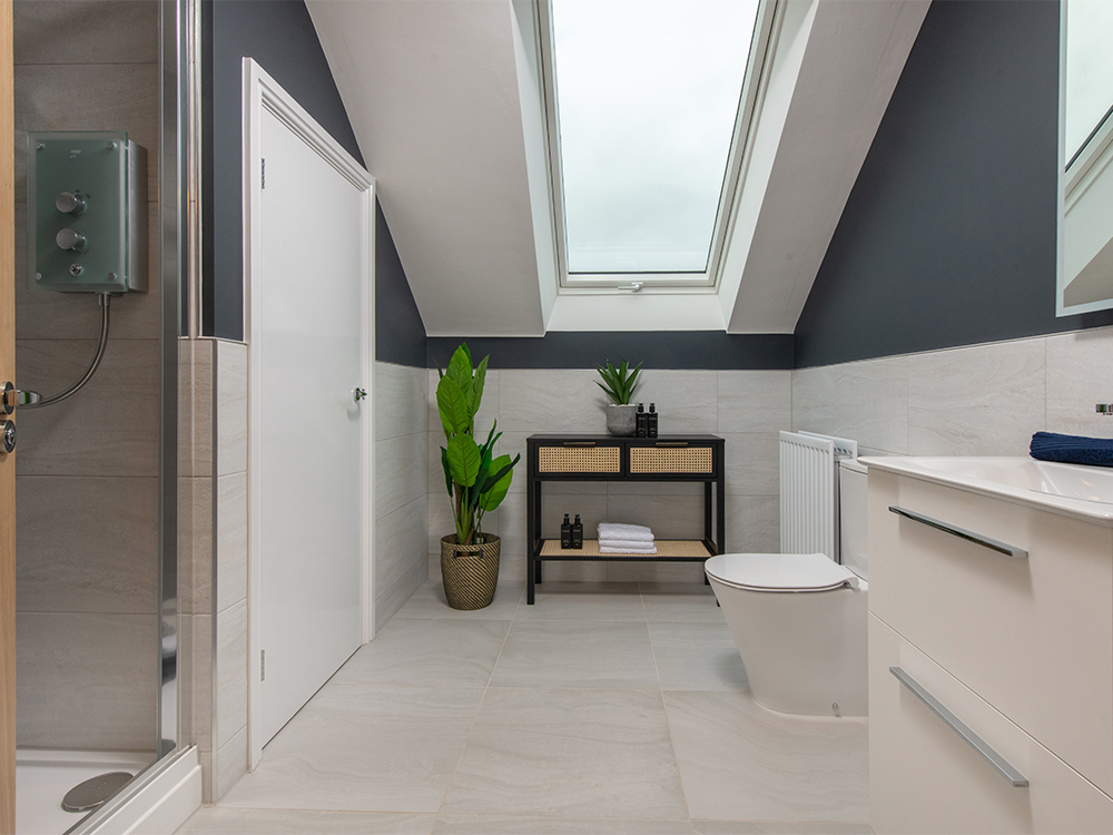 Middleton bathroom shower and toilet