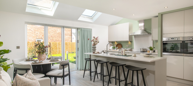 Customer case study: Yemi’s journey to reserving a Dawson at Woodbridge Green